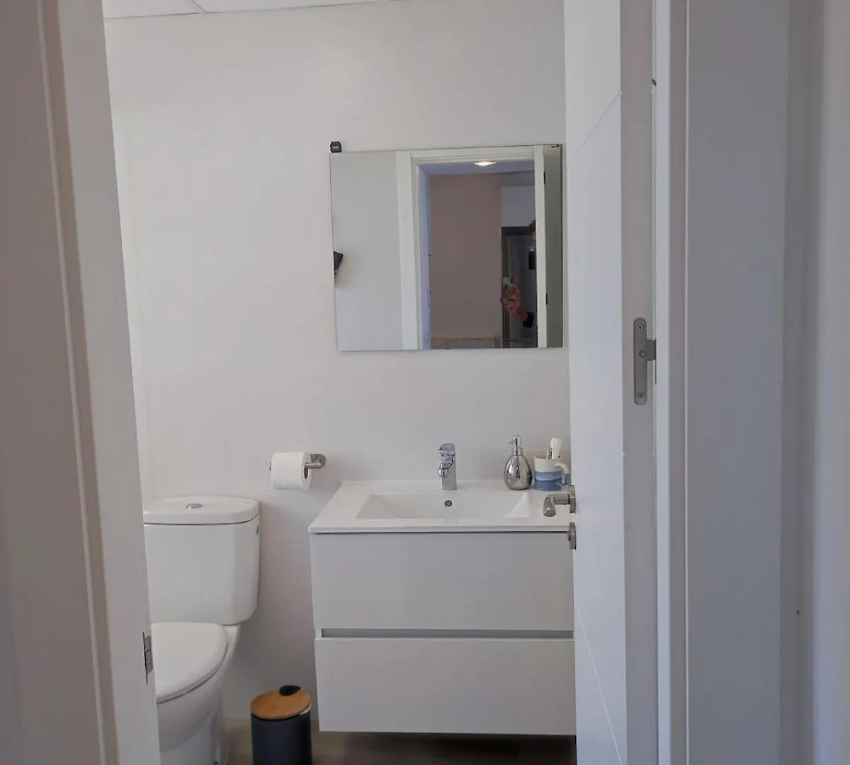 Bright Apartment In Malaga