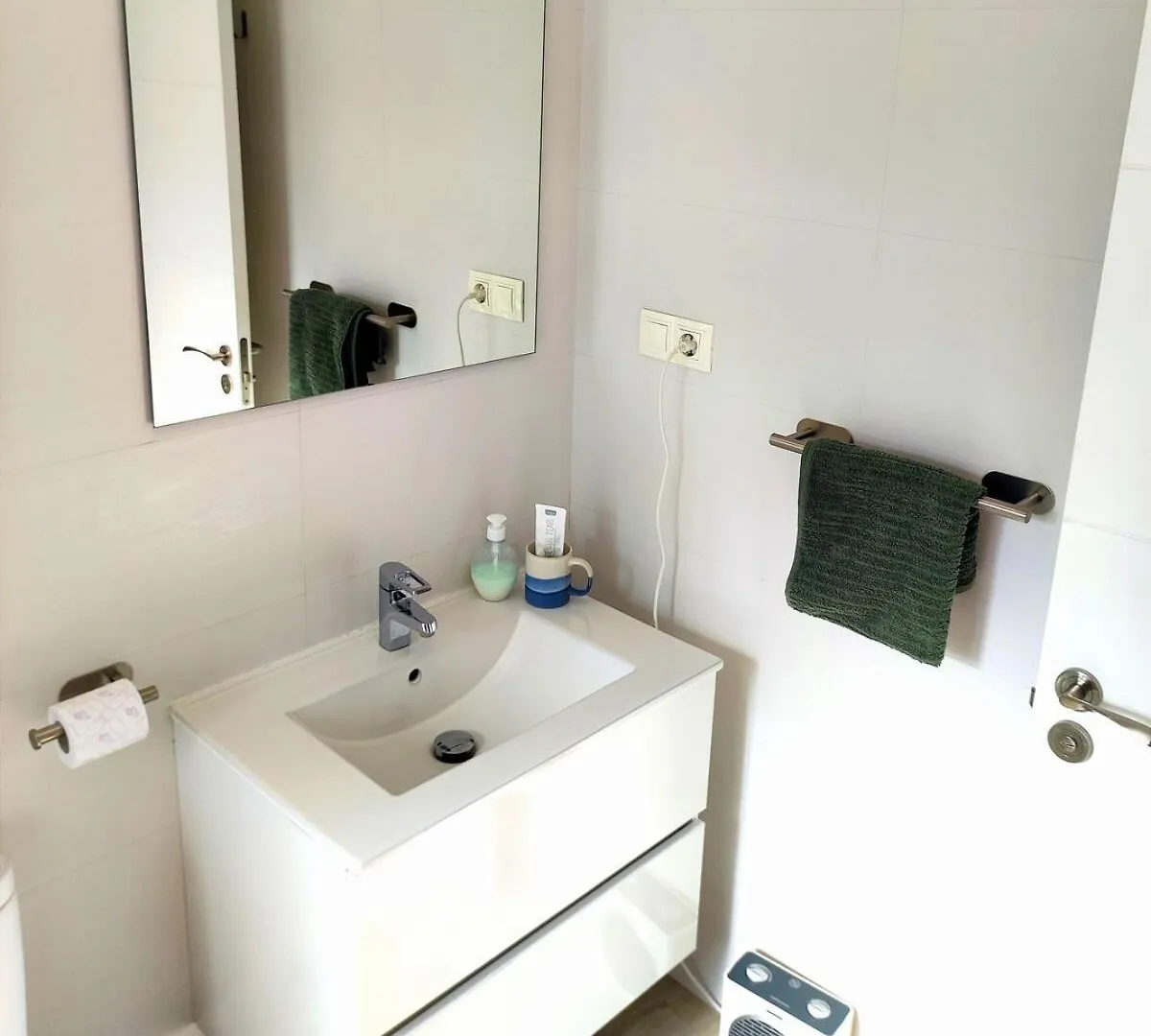 Bright Apartment In Malaga