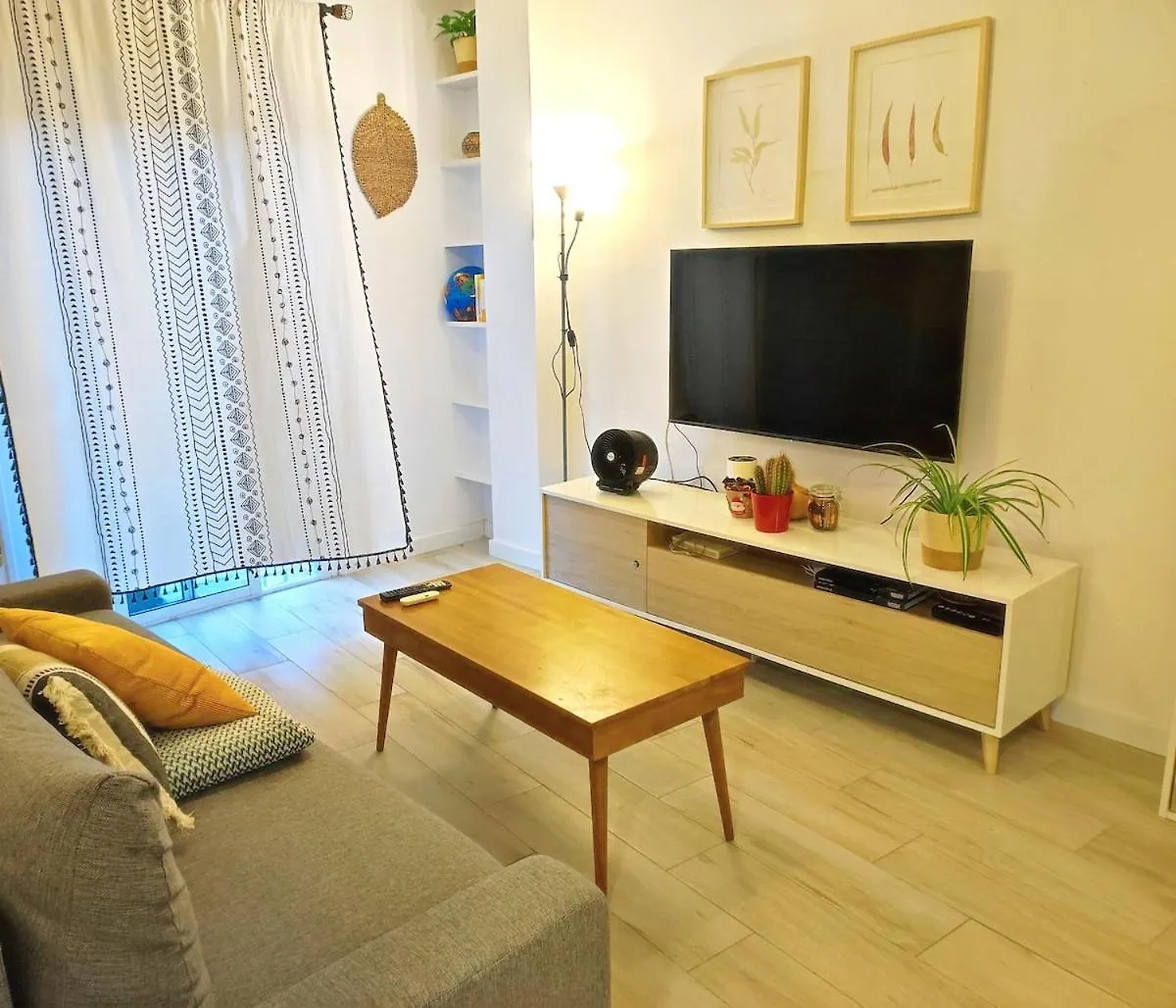 Bright Apartment In Malaga