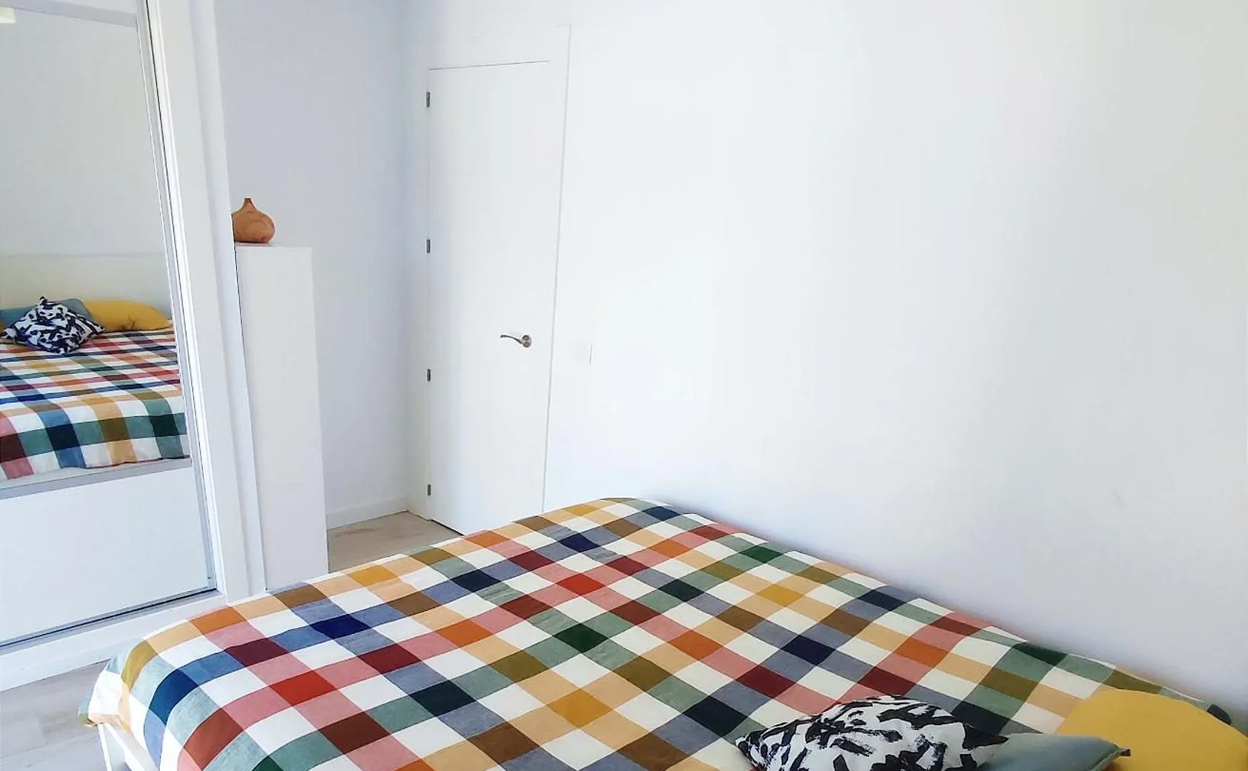 Bright Apartment In Μάλαγα